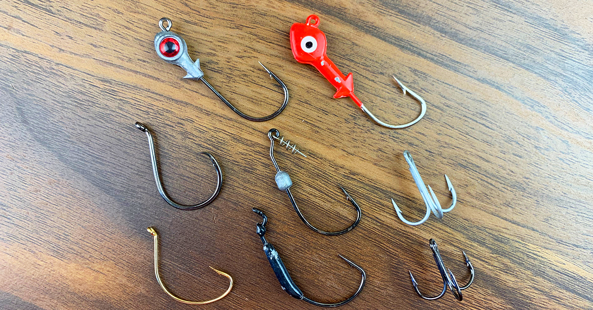 Fish hooks of different sizes
