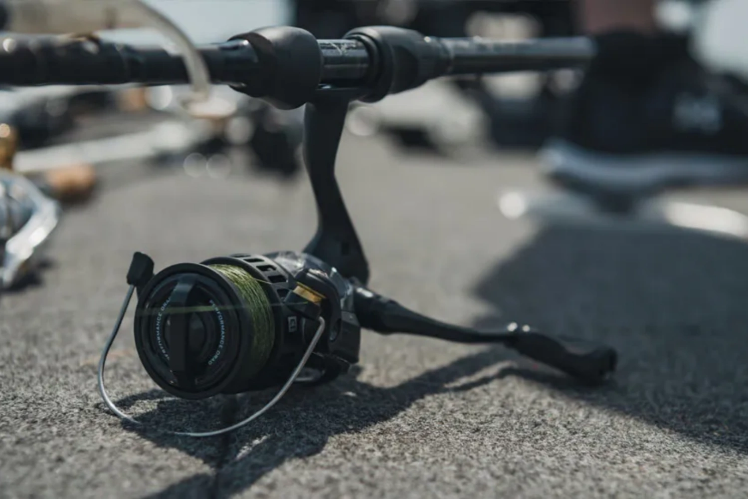 HE1000-HE7000-Fishing-Reels2