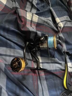 HE1000-HE7000 Series Fishing Reel