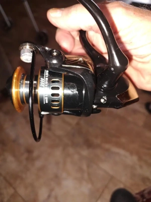 HE1000-HE7000 Series Fishing Reel