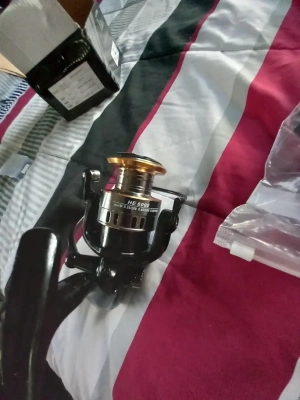 HE1000-HE7000 Series Fishing Reel