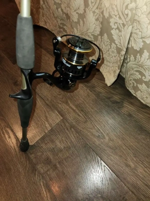 HE1000-HE7000 Series Fishing Reel