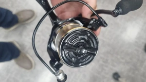 HE1000-HE7000 Series Fishing Reel