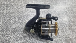 HE1000-HE7000 Series Fishing Reel