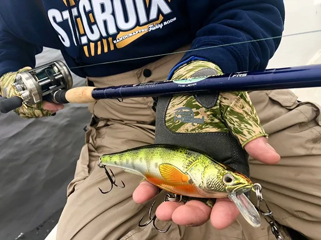 HE1000-HE7000-Series-Fishing-Reel1