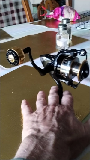 HE1000-HE7000-Series-Fishing-Reel