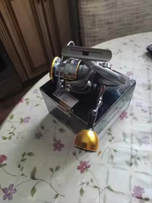 HE1000-HE7000 Series Fishing Reel